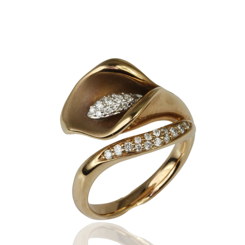 18k Gold Diamond Tulip Ring