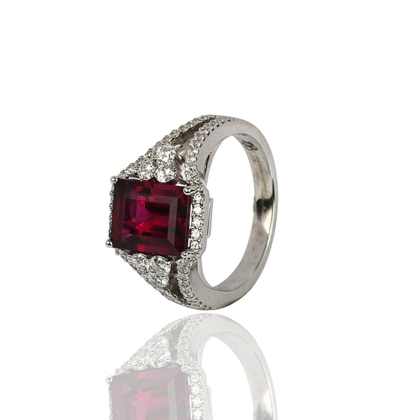 18k Gold Baguette Rubellite & Vs Diamond Ring