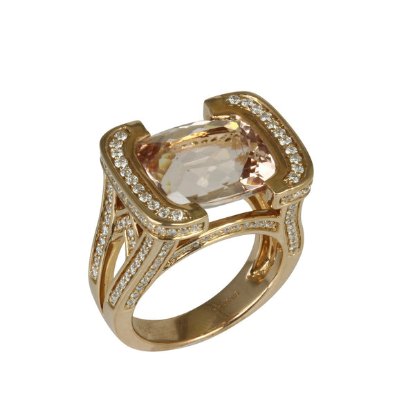 18k Gold Morganite & Diamond Ring