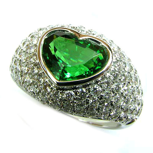 18k Gold Heart Tsavorite & Vs Diamond Ring