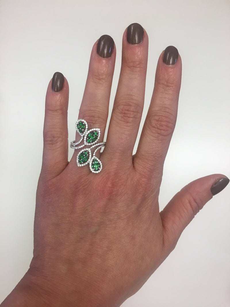 14k Gold Tsavorite & Diamond Marquise Illusion Ring