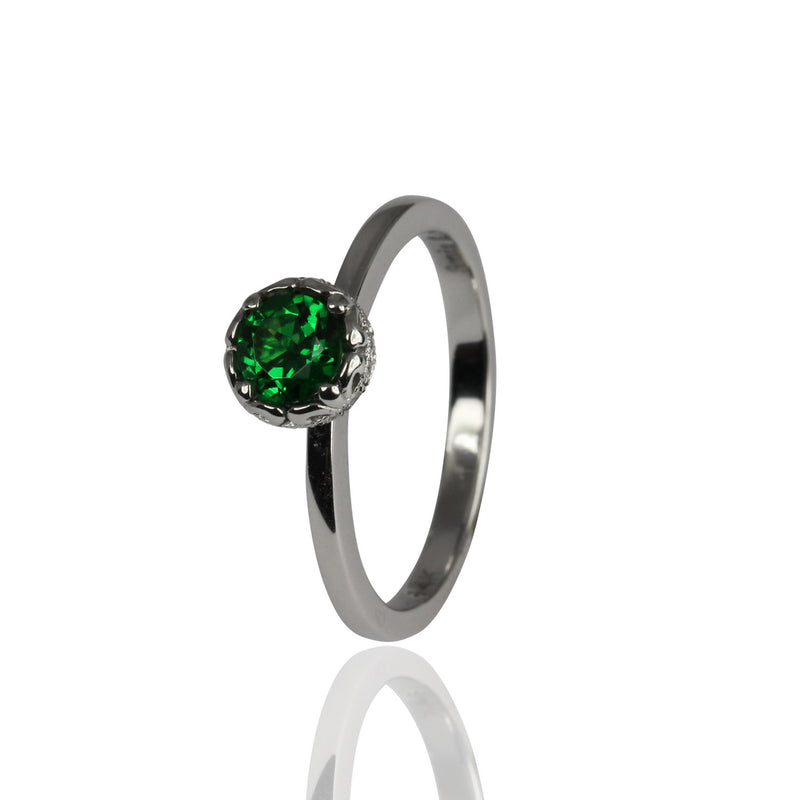 14k Gold Tsavorite & Diamond Ring