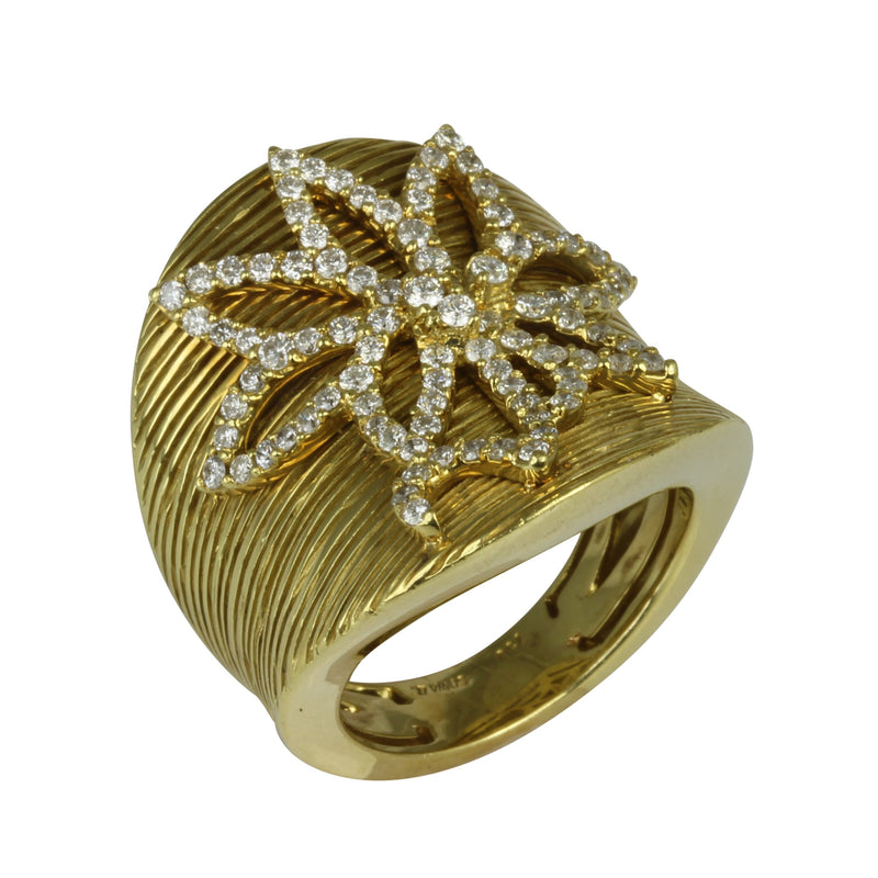 18k Gold Textured Flower Ribbed Texture Diamond Ring