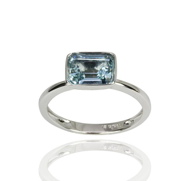 14k Gold Emerald Cut Aquamarine Ring